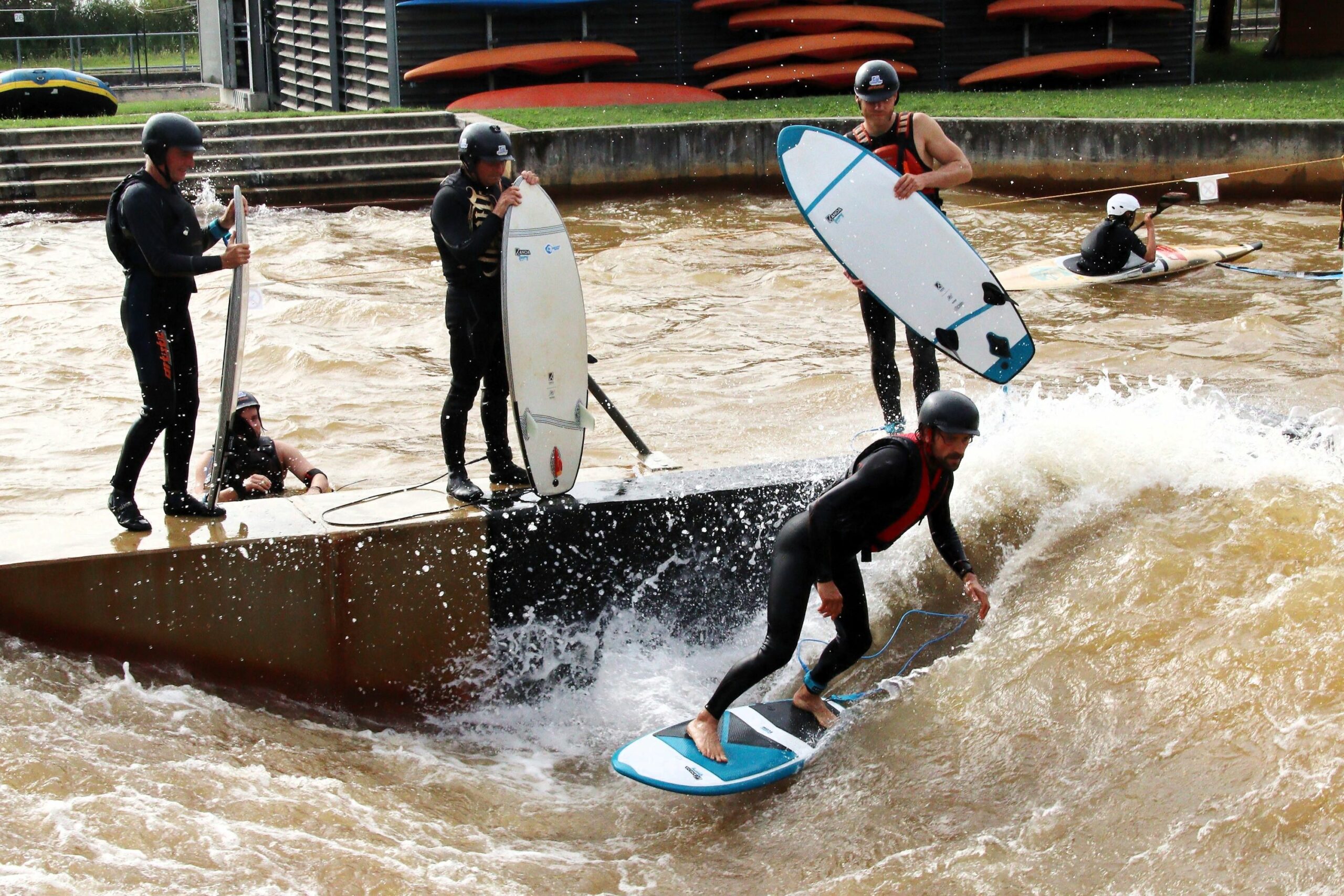 240_Kanupark_Surfen_Fotodienst